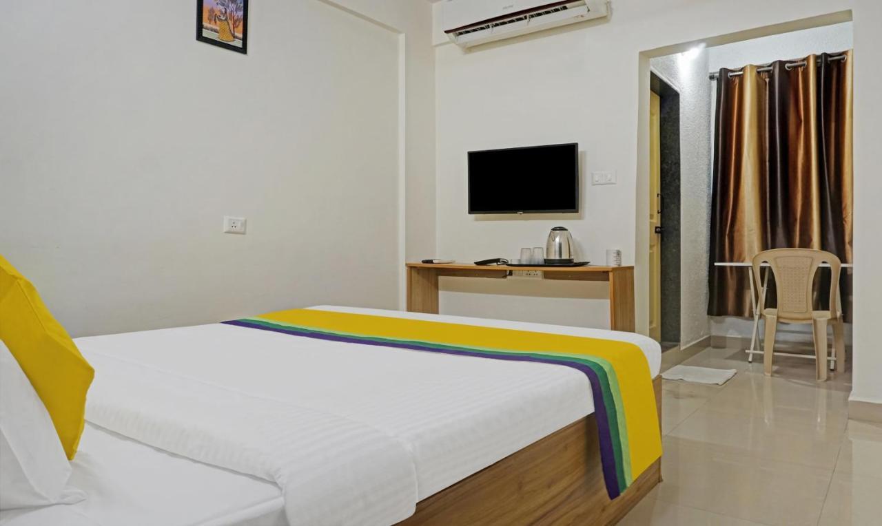 Itsy Hotels Ay Plus Hotels Kharadi Buitenkant foto