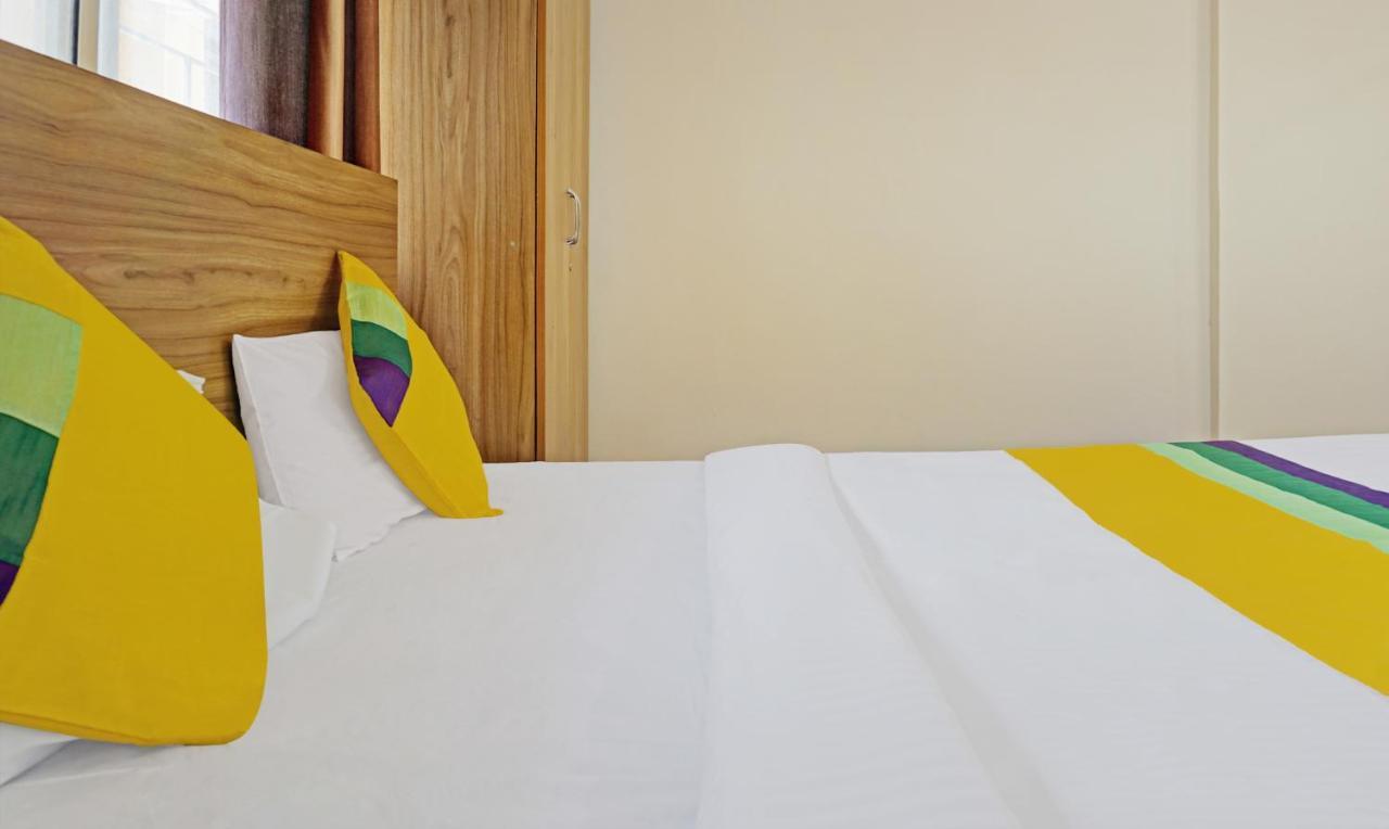 Itsy Hotels Ay Plus Hotels Kharadi Buitenkant foto
