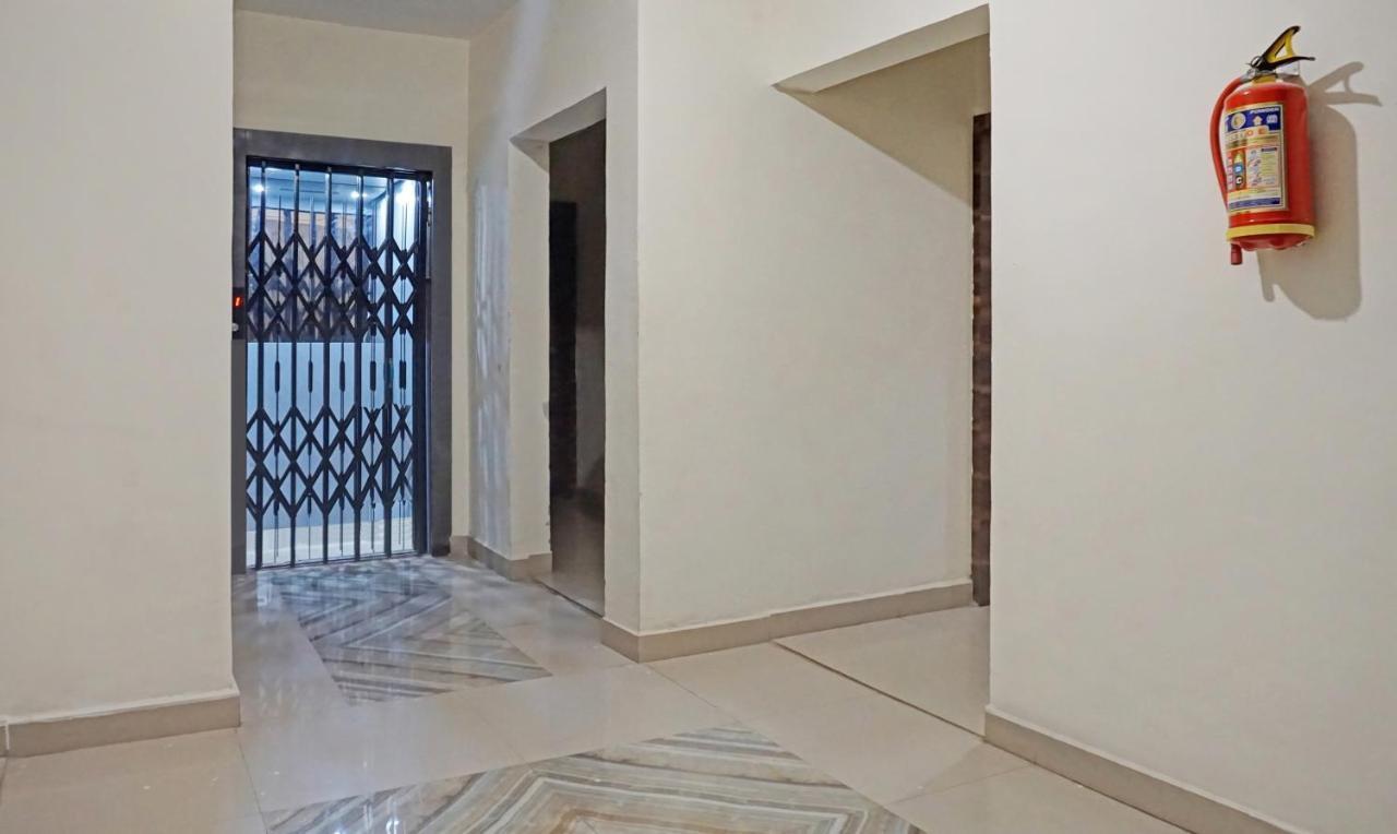 Itsy Hotels Ay Plus Hotels Kharadi Buitenkant foto