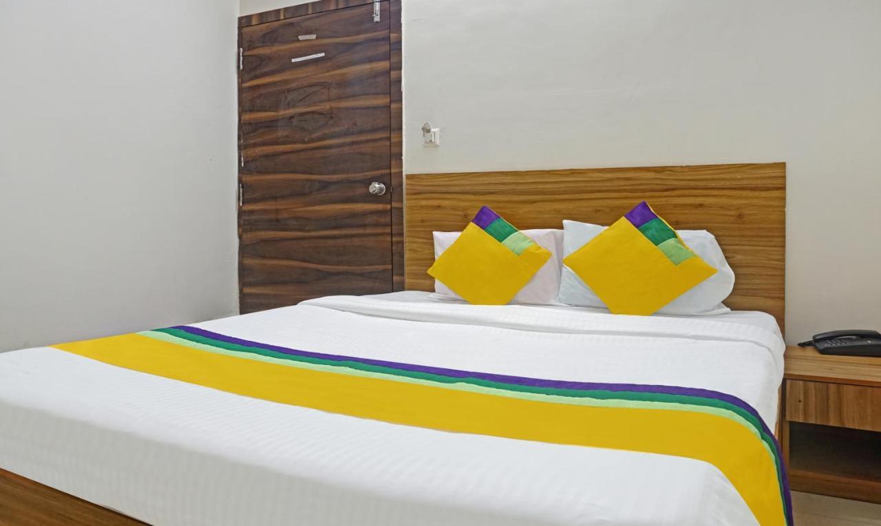 Itsy Hotels Ay Plus Hotels Kharadi Buitenkant foto