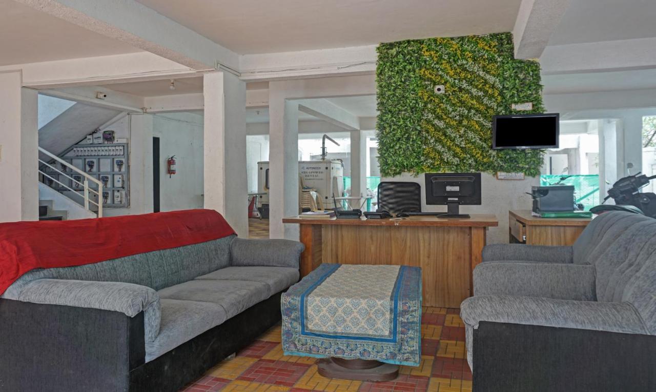 Itsy Hotels Ay Plus Hotels Kharadi Buitenkant foto